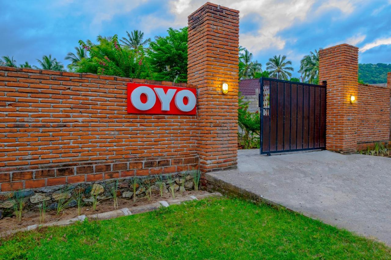 Oyo 2864 Mangsit Garden Homestay Eksteriør billede